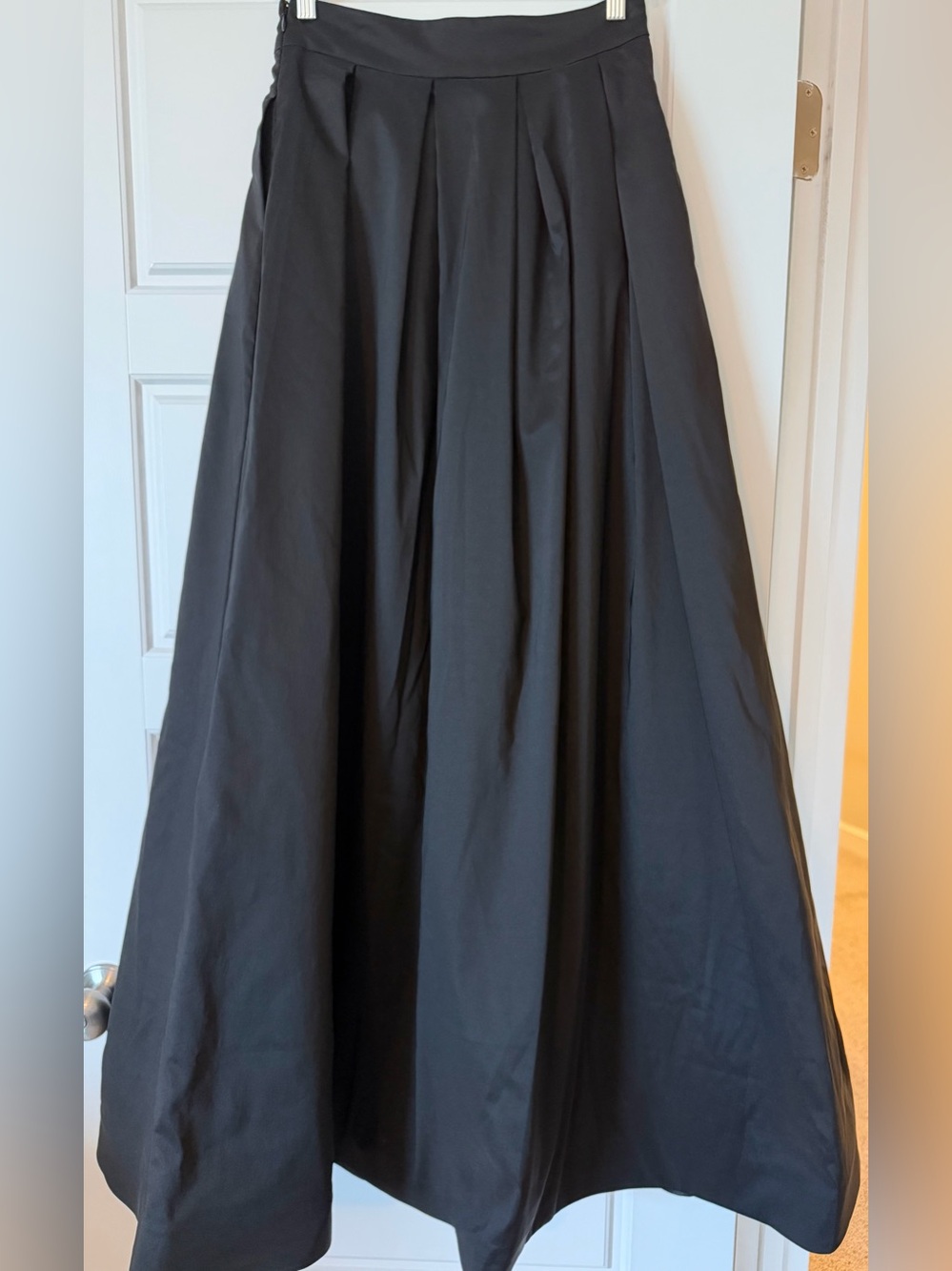 White House Black Market Black Maxi Pleated Evening Skirt - Picture 5 of 11